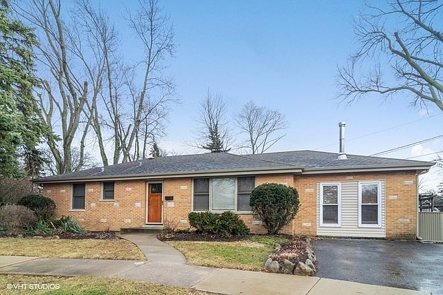 1st image of 617 Banbury Ct