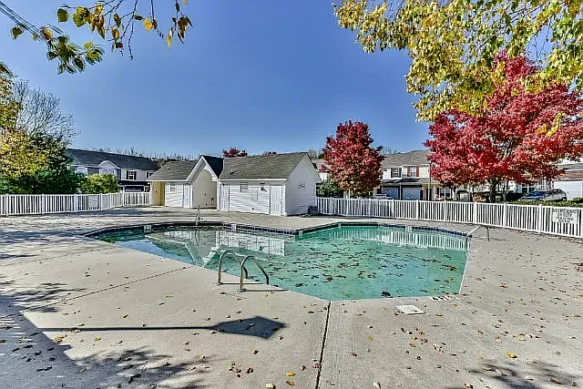 920 Little Creek Dr — Photo 16