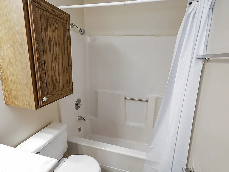 1235 B St #2 — Photo 21