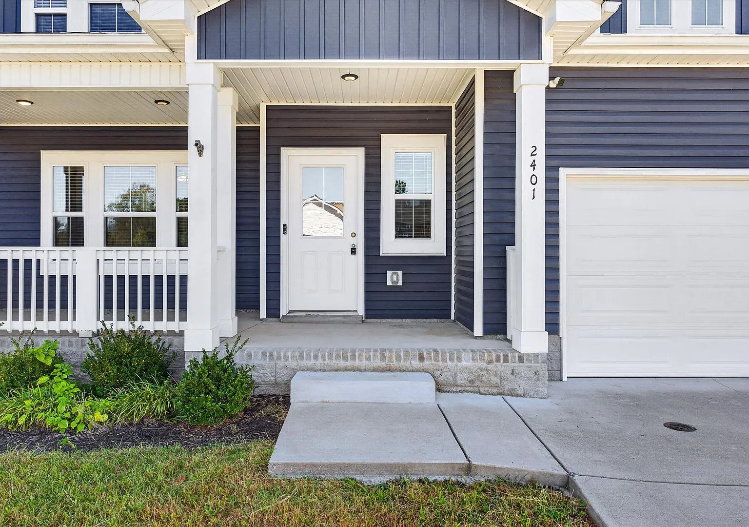 Pet Friendly Four Bedroom! — Photo 4