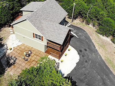 3rd image of 3 N Wilderness Trl