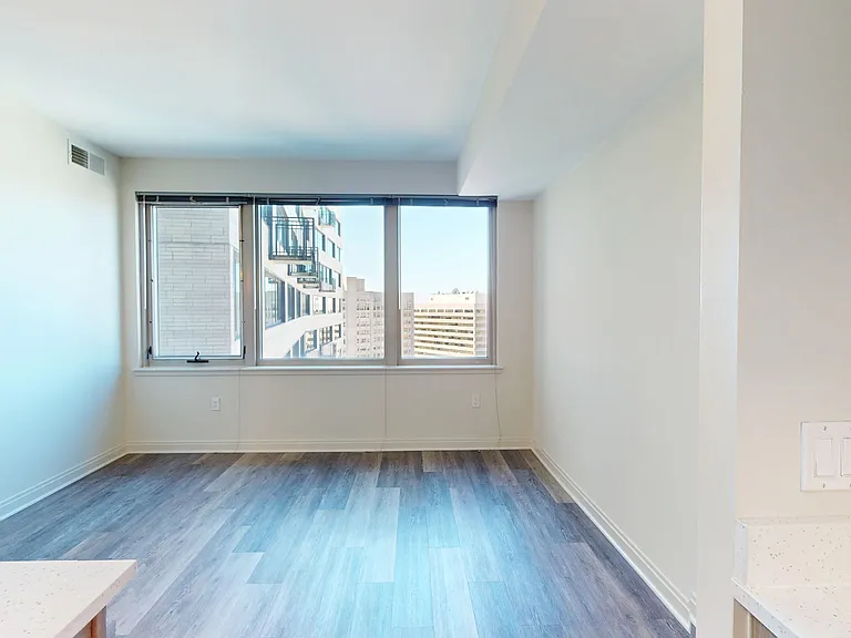 Eleven55 Ripley — Photo 97