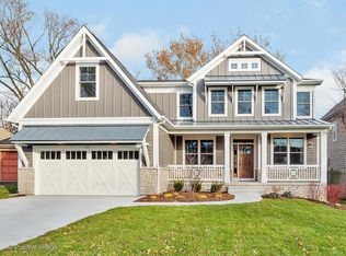 115 Arthur Ave, Clarendon Hills, IL 60514