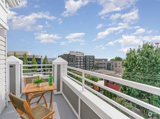 520 2nd Ave W APT 410, Seattle, WA 98119
