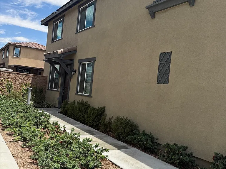 1108 Tomcat Ave — Photo 3