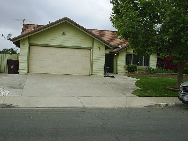 Courtesy of Michael Lanitis Agent of Park Place GMAC Reak Estate