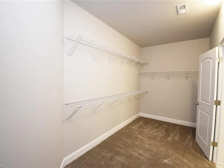 5553 Marblehead Dr — Photo 9