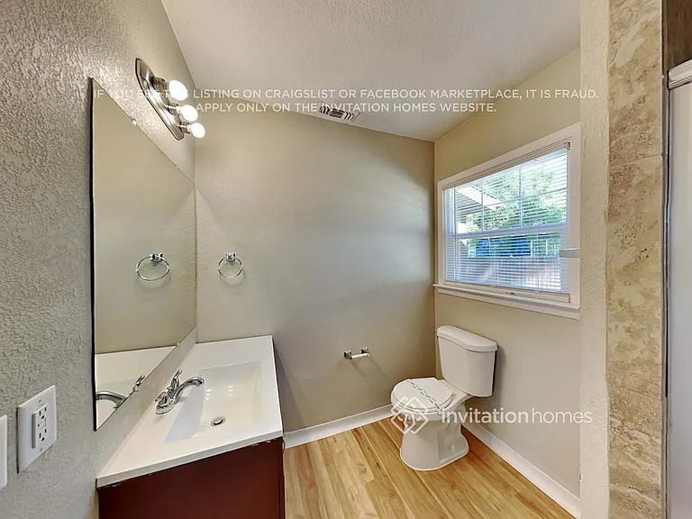4250 11th Ave — Photo 15