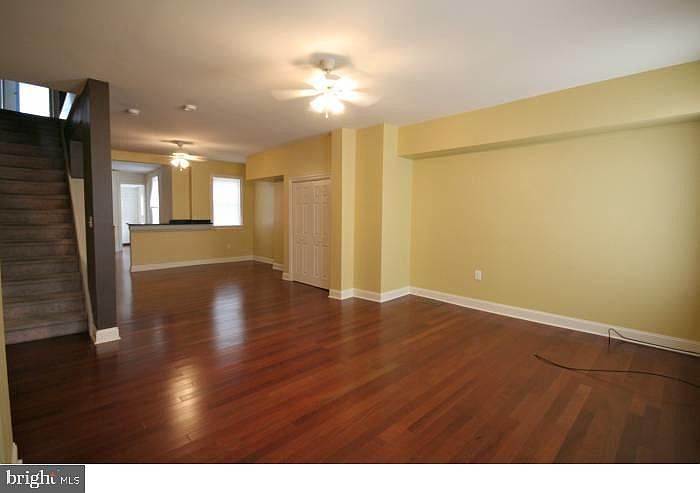 1st image of 219 Hermitage St