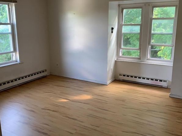 1047 N 6th Street Ext #3