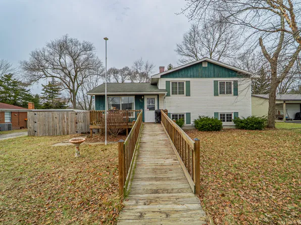 903 S Portland St, Knox, IN 46534