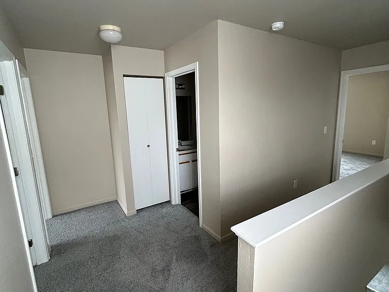 221 Southfield Dr #1 — Photo 6