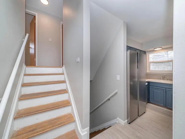 3212 Lockridge Dr — Photo 9