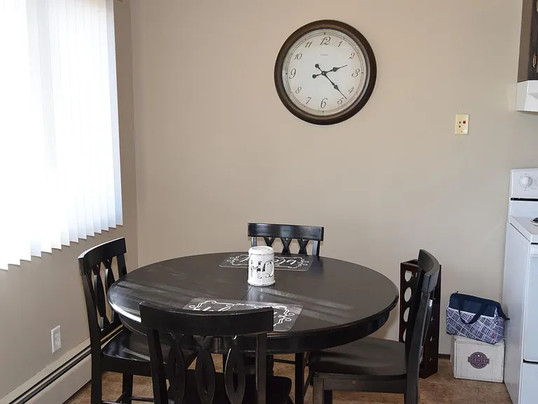 480 Fern St #302 — Photo 7