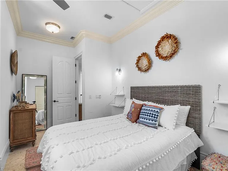 1080 Old Marco Ln — Photo 34