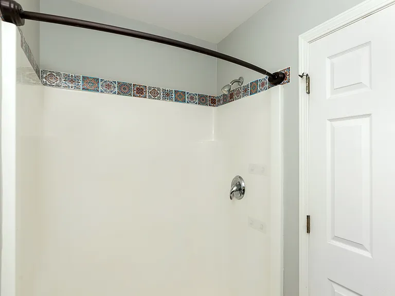 788 Eagle Dr — Photo 8