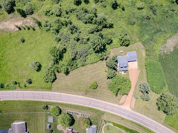 2nd image of 575 COUNTY ROAD N