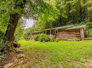 285 Silvermine Branch Rd, Bryson City, NC 28713