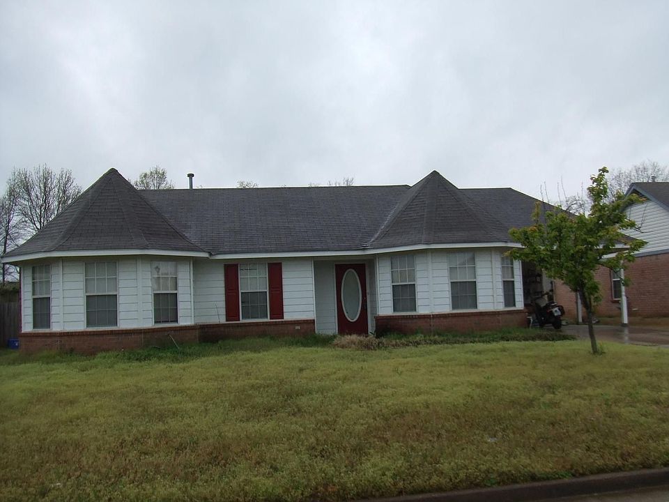 1st image of 9853 Leigh Ann Dr