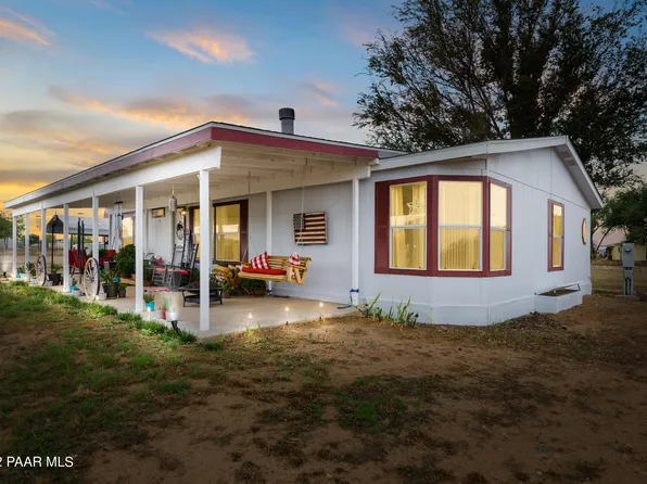 1281 W Brand Iron Rd, Paulden, AZ 86334
