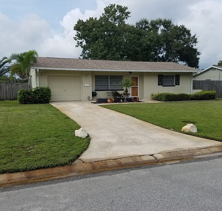 1st image of 6855 37th Ave N