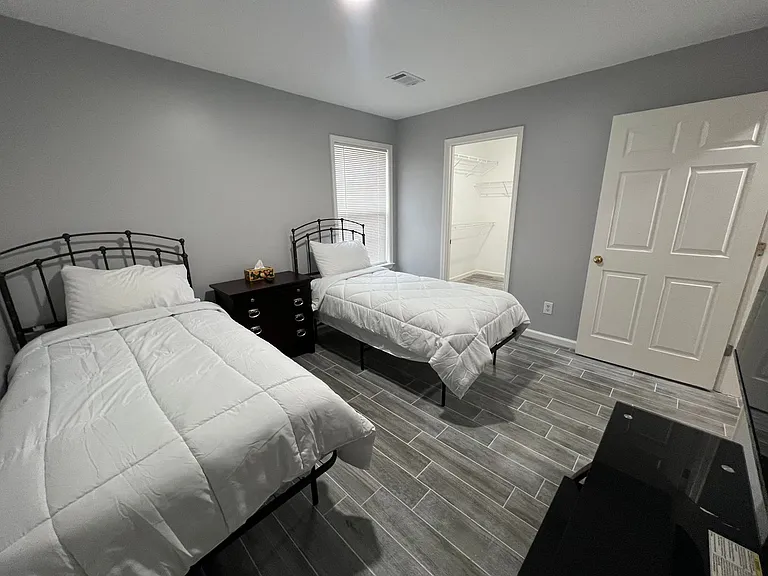 10120 Sunlight Dr — Photo 14