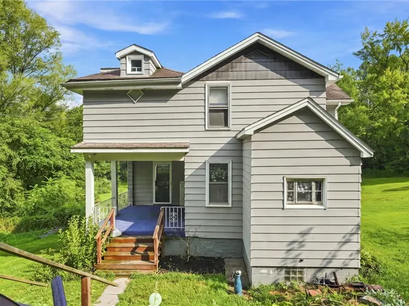 424 Bunola River Rd, Bunola, PA 15020