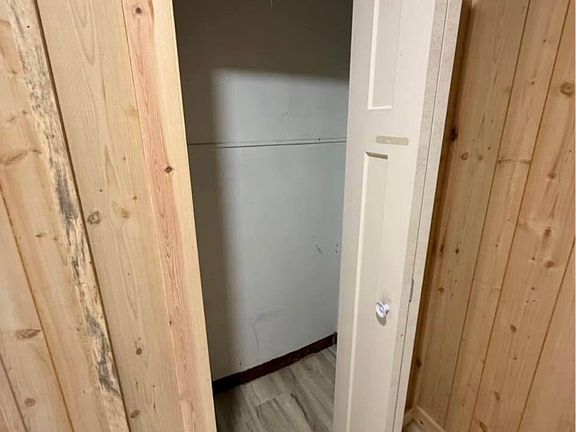 4th image of 248 Wildflower Ave #7