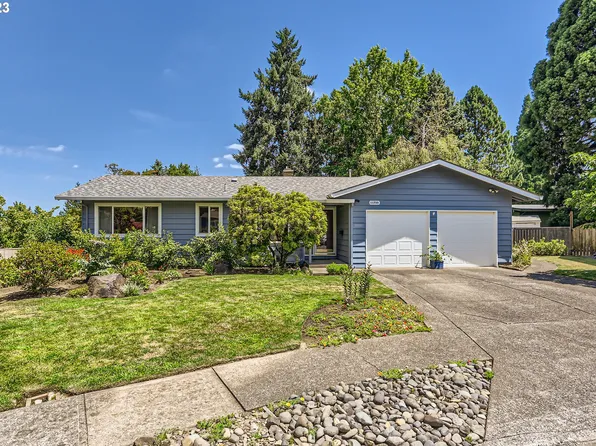 11755 SW Hillcrest Ct, Beaverton, OR 97008