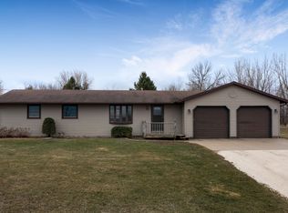 12407 Hidden Valley Rd, Maribel, WI 54227