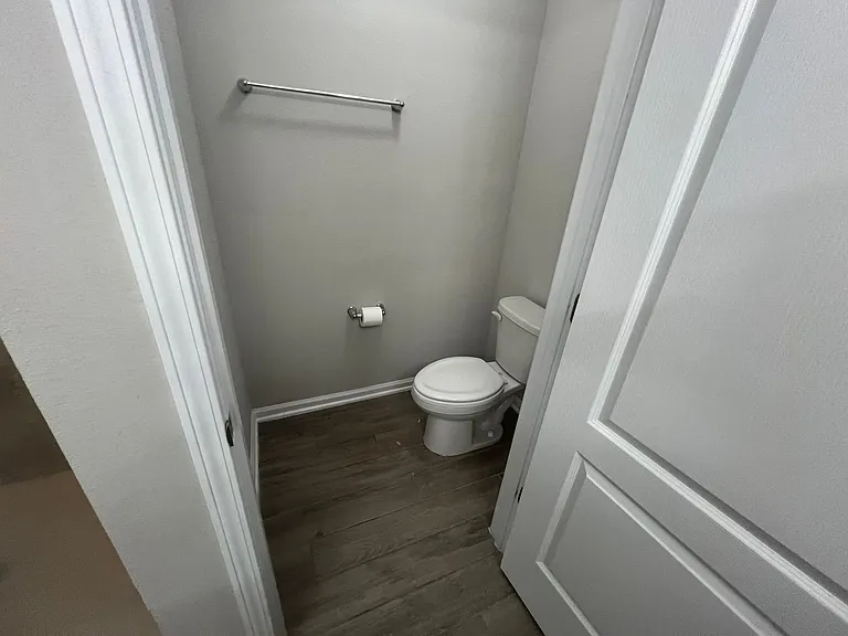 494 Northside Dr S — Photo 14