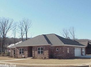 9116 Meadow Gardens Cir, Sherwood, AR 72120