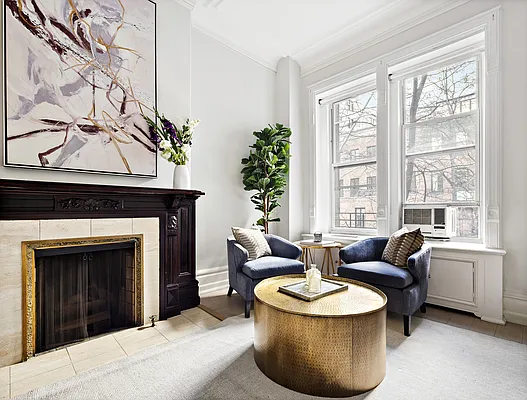 Sold by Compass | media 16