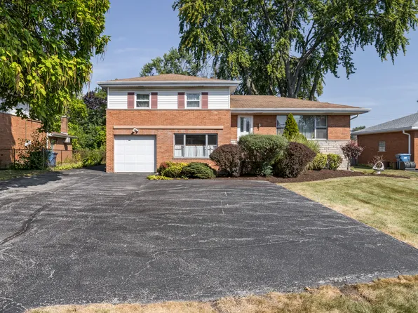 6036 W 127th St, Palos Heights, IL 60463