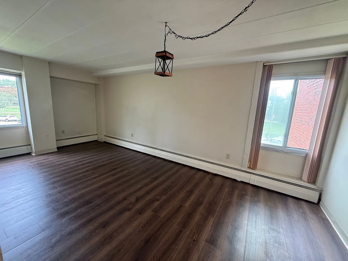 Blackstone Apartments — Photo 2