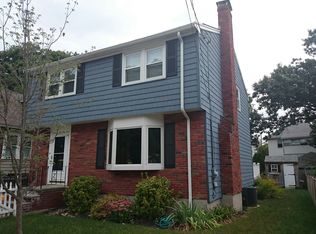 22 Bertson Ave, West Roxbury, MA 02132