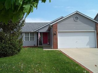 338 Effington Ln, Columbus, OH