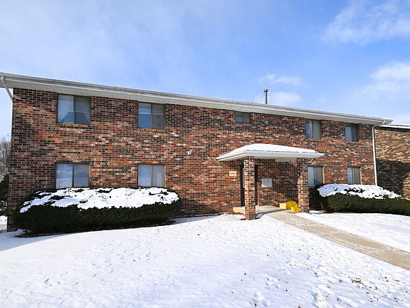 3rd image of 830 Hawkeye Dr #204