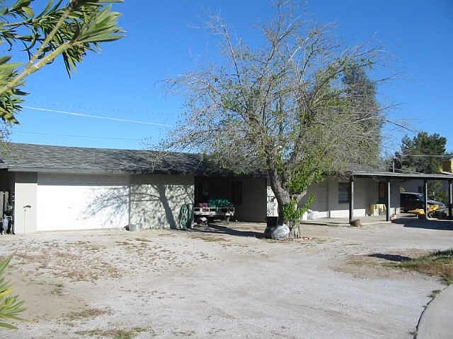 2nd image of 589 N Whipple Court