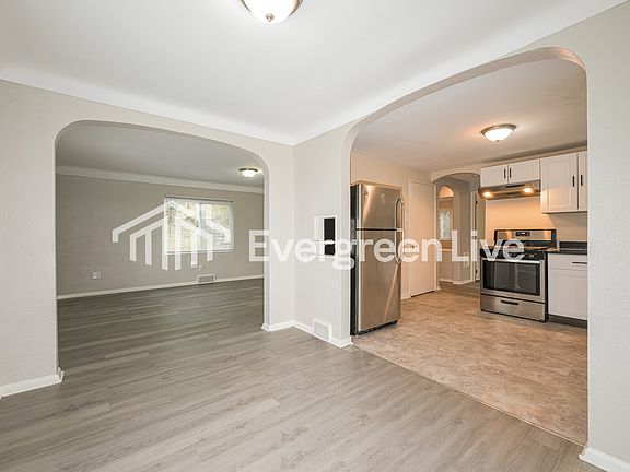 5th image of 3788 Meadowbrook Rd