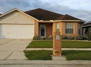 28 Larkspur Ln, Waggaman, LA 70094