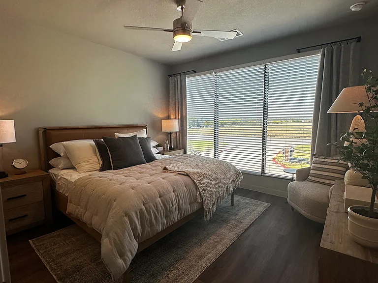 FM 1102 — Photo 14