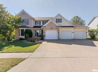 2928 Church St, Bettendorf, IA 52722