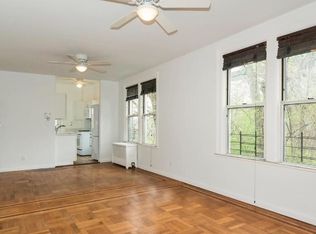 301 E Kingsbridge Rd, Bronx, NY 10458