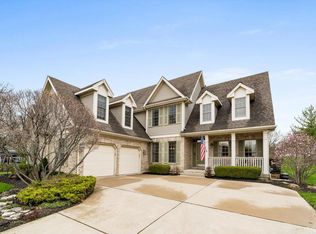 3373 Osprey Ct, Geneva, IL 60134
