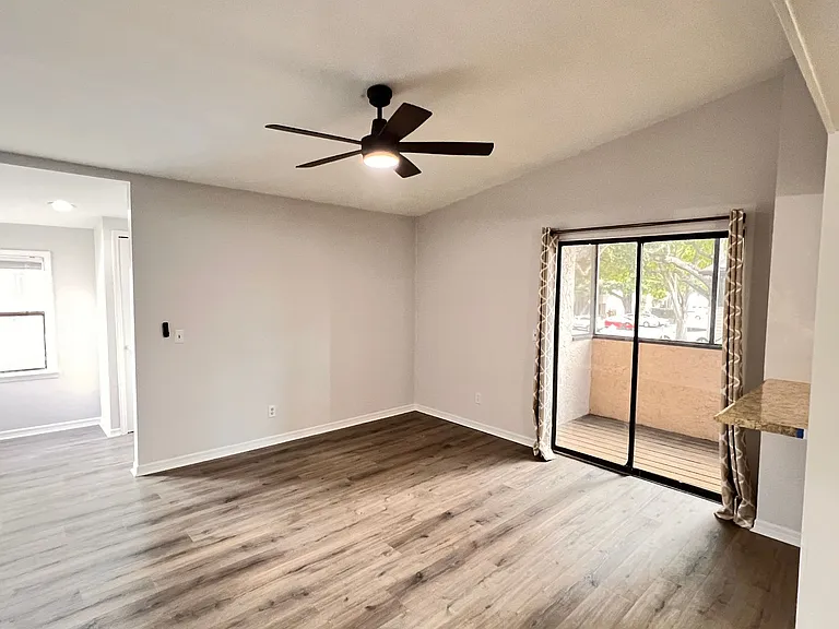 3043 Antique Oaks Cir #170 — Photo 15