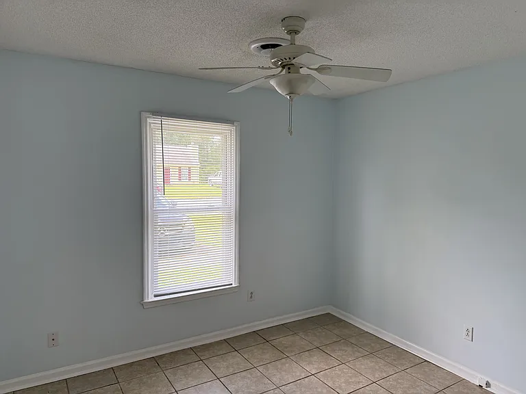 133 Twin Wood Dr #1 — Photo 6