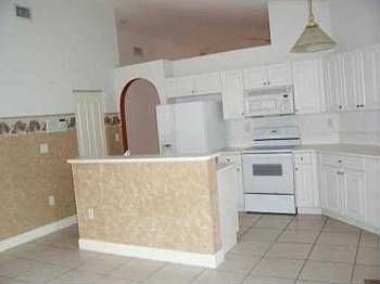 5th image of 11279 NW 53rd Ln