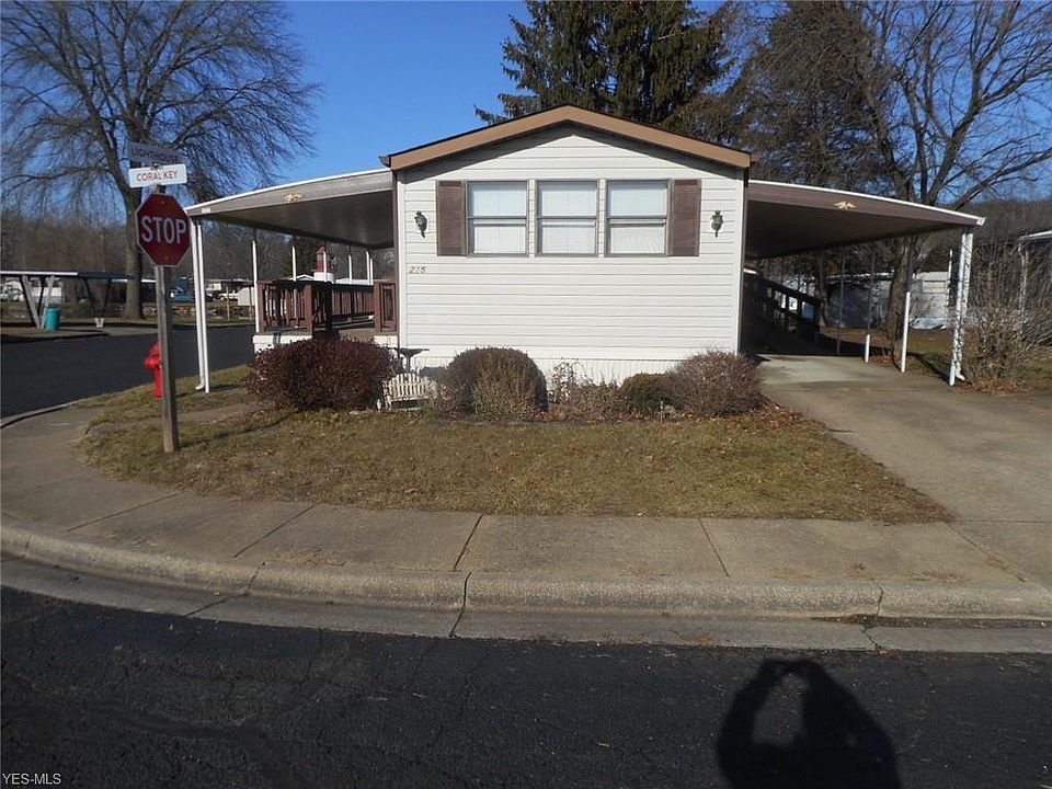 2nd image of 215 Coral Key Dr SE