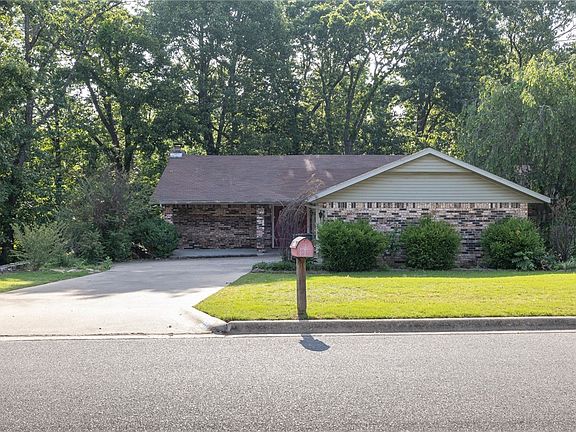2nd image of 1309 N San Miguel Dr